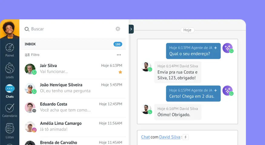 Interface do chat da Kommo CRM configurado pela OxBrand para gestão de vendas